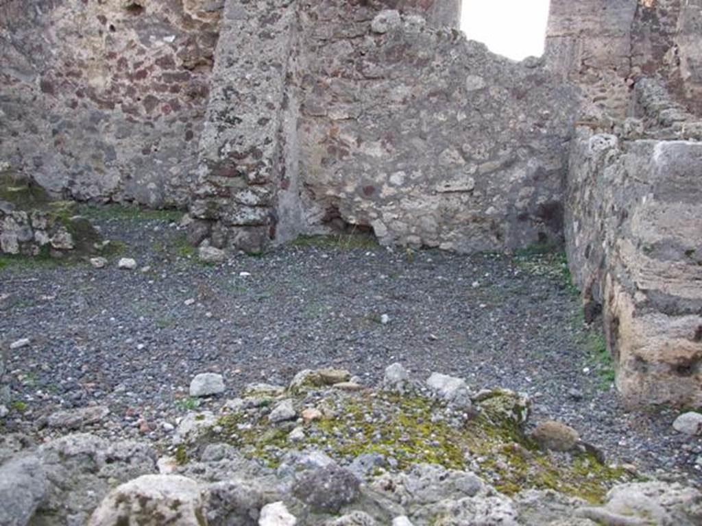 VIII.4.18. December 2007. Rear rooms on west side of shop.