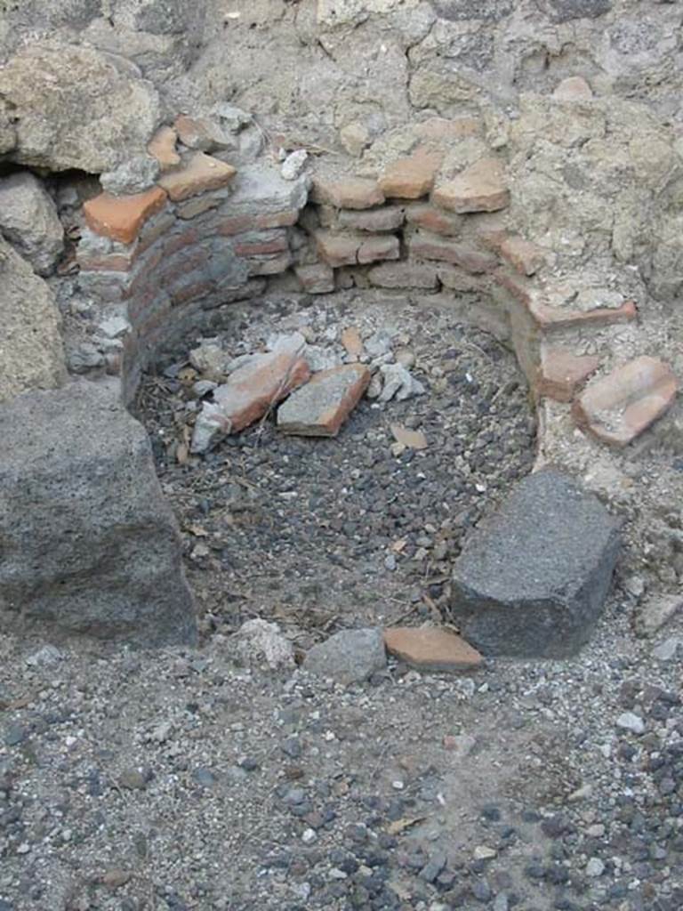 VIII.4.35 Pompeii. May 2003. Site of boiler. Photo courtesy of Nicolas Monteix.