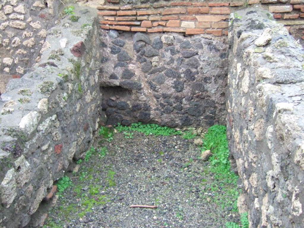 VIII.5.18 Pompeii. December 2005. Rear room.