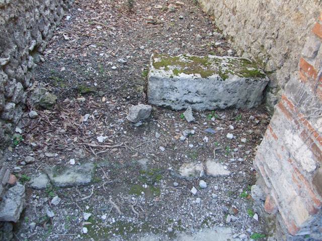 VIII.5.37 Pompeii. May 2017. Room 2, remains of base of staircase to upper floor.
Photo courtesy of Buzz Ferebee.
