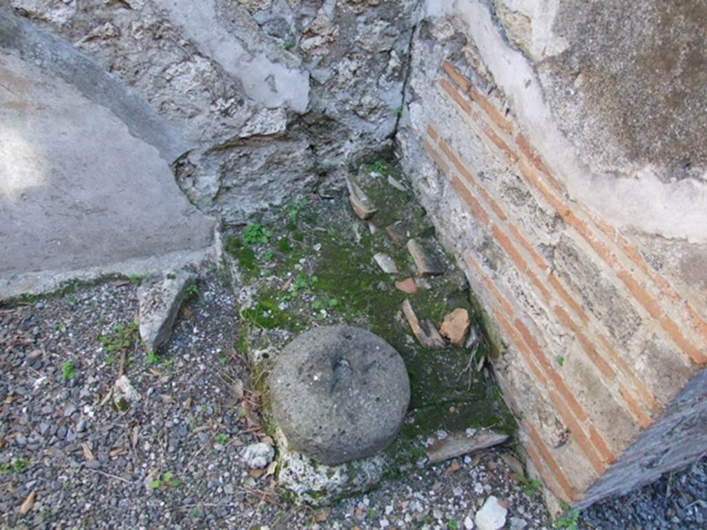 VIII.5.37 Pompeii. March 2009. Room 15, north-east corner of kitchen. In the upper left of the photo is the beginning of the outline of stairs on the north wall.

