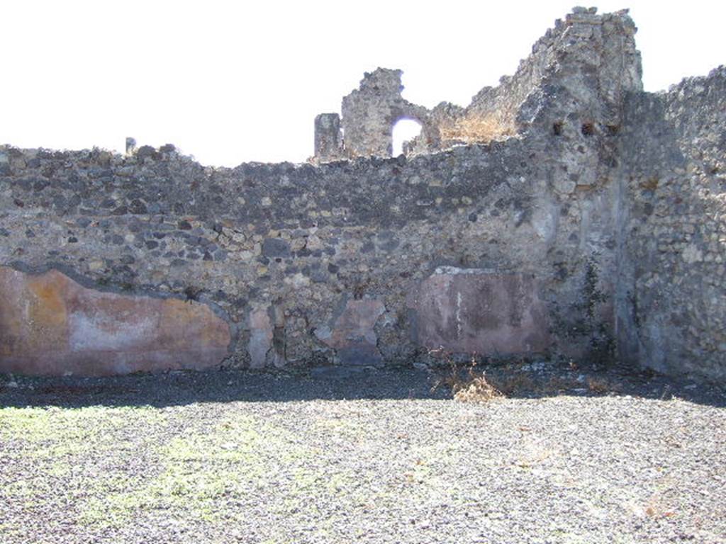 VIII.6.7 Pompeii.  September 2005.  Looking south from entrance.