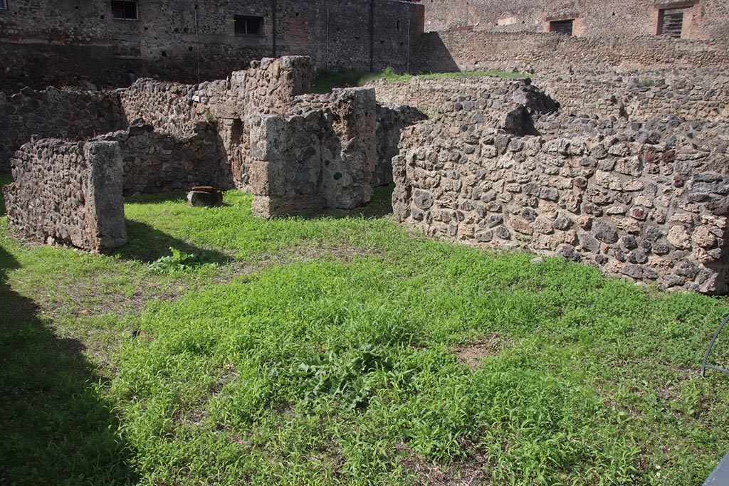 VIII.7.9 Pompeii. October 2024. Looking north-west. Photo courtesy of Klaus Heese.