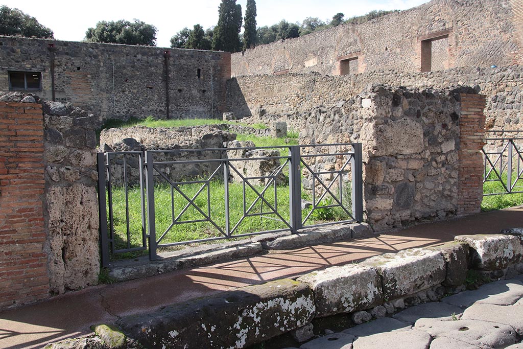 VIII.7.13 Pompeii. October 2024. Looking north-west towards entrance doorway. Photo courtesy of Klaus Heese.