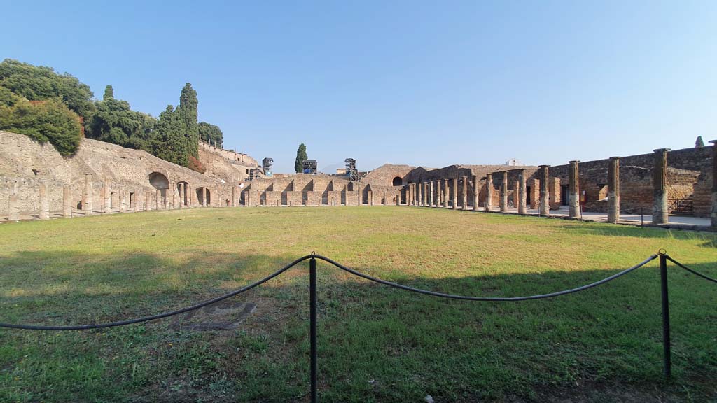VIII.7.16 Pompeii. July 2021. Looking north from south side.
Foto Annette Haug, ERC Grant 681269 DÉCOR.
