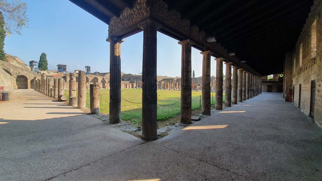VIII.7.16 Pompeii. July 2021. Looking north-east from south-west corner.
Foto Annette Haug, ERC Grant 681269 DÉCOR.

