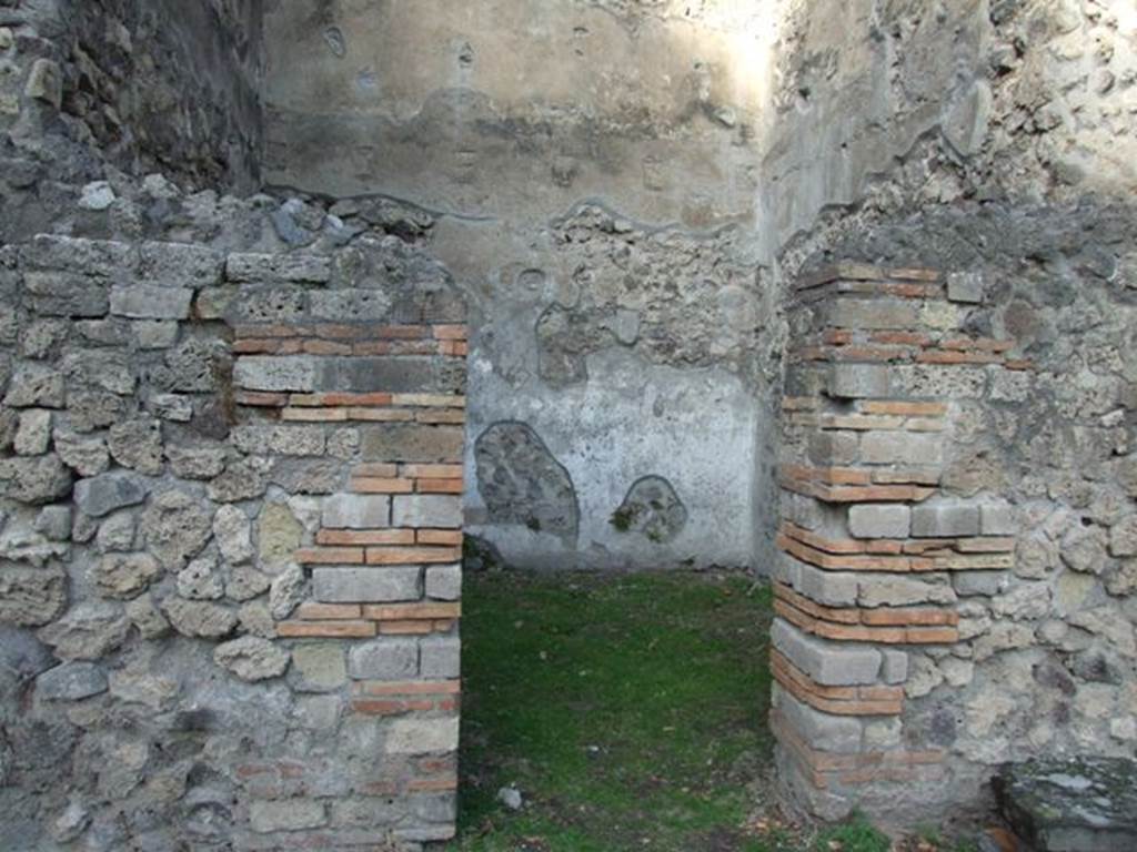 VIII.7.16 Pompeii.  December 2007. Small room on north side.