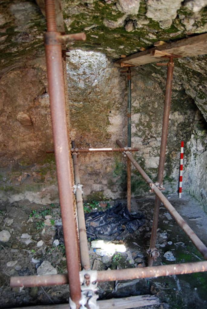 VIII.7.24 Pompeii. June 2009. Looking south into storage room. Photo courtesy of Sera Baker.

