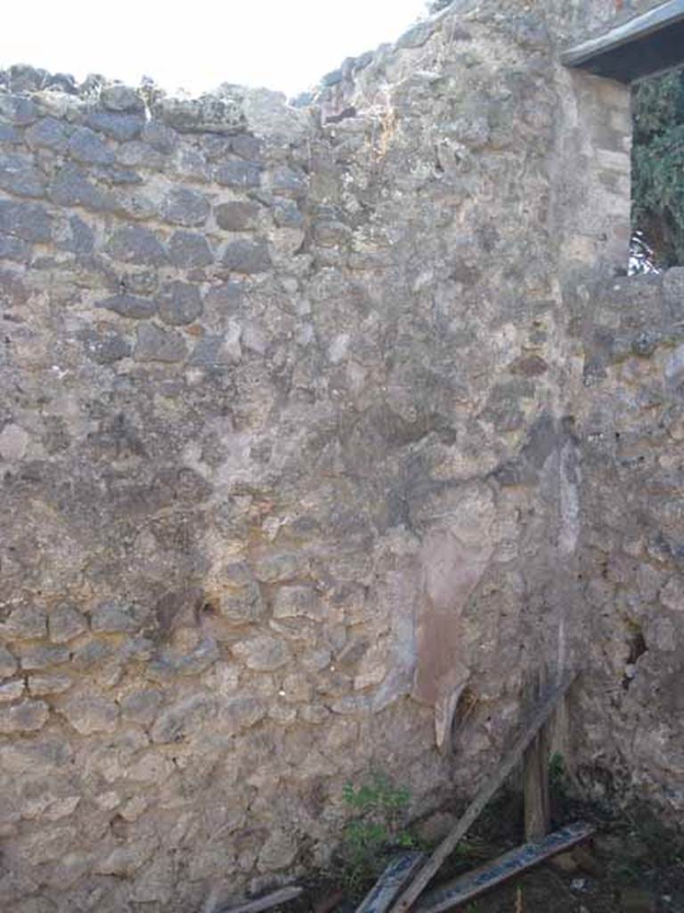 VIII.7.26 Pompeii. September 2010. South wall and south west corner, of third room. Photo courtesy of Drew Baker.

