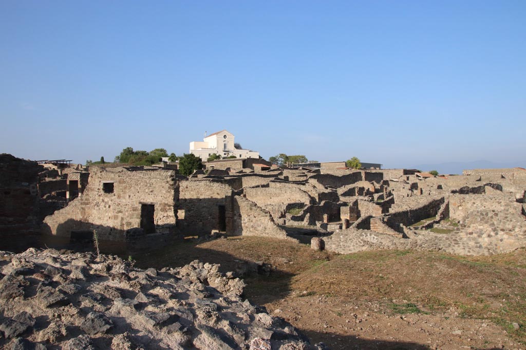 VIII.7.26 Pompeii. October 2023.
Looking north-east from large theatre, overlooking the large rear garden. Photo courtesy of Klaus Heese.