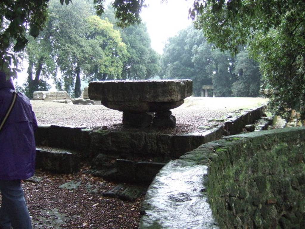 VIII.7.31 Pompeii. September 2005. Doric Temple. South-west corner.