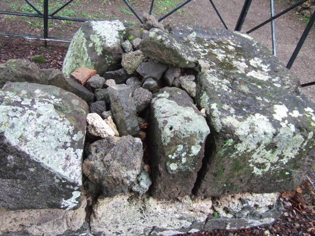 VIII.7.31 Pompeii. December 2005. Third altar top.