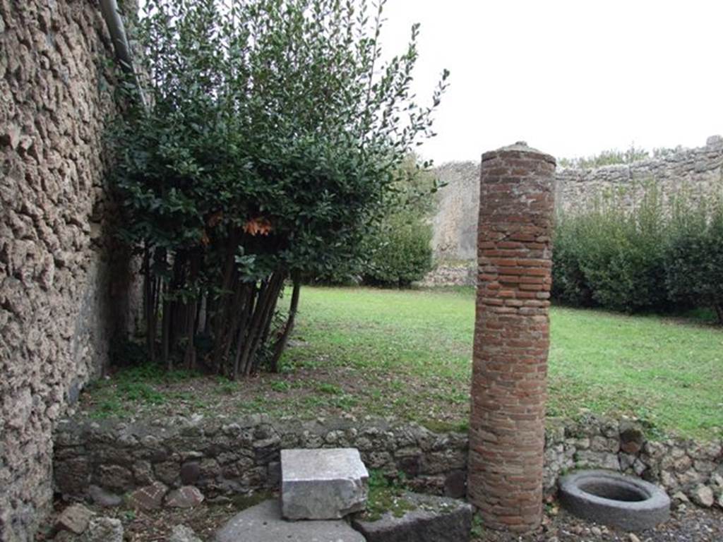 IX.1.20 Pompeii. December 2007. Room 12, looking north across garden area.