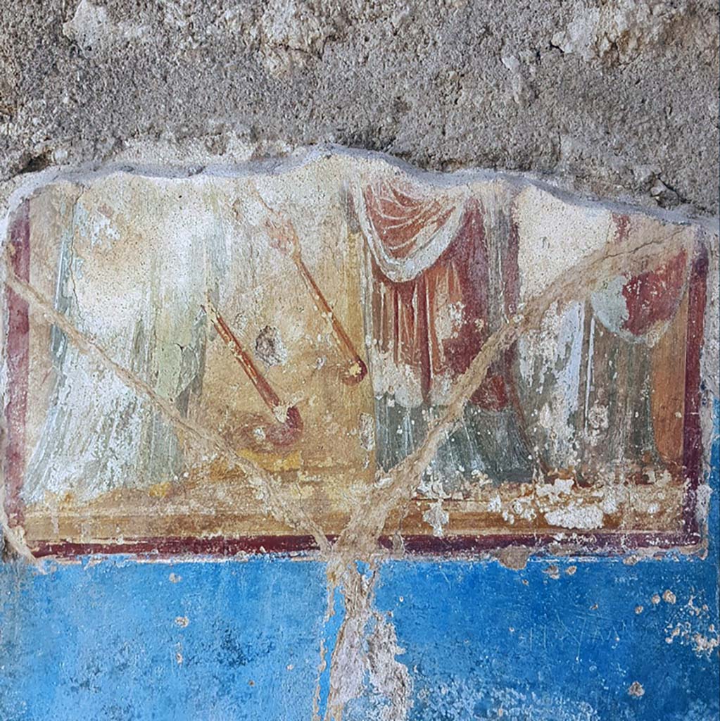 IX.3.5 Pompeii. 2019. Room 1, north wall of entrance corridor/fauces, with remains of wall painting of Ceres. Photo courtesy of Davide Peluso.