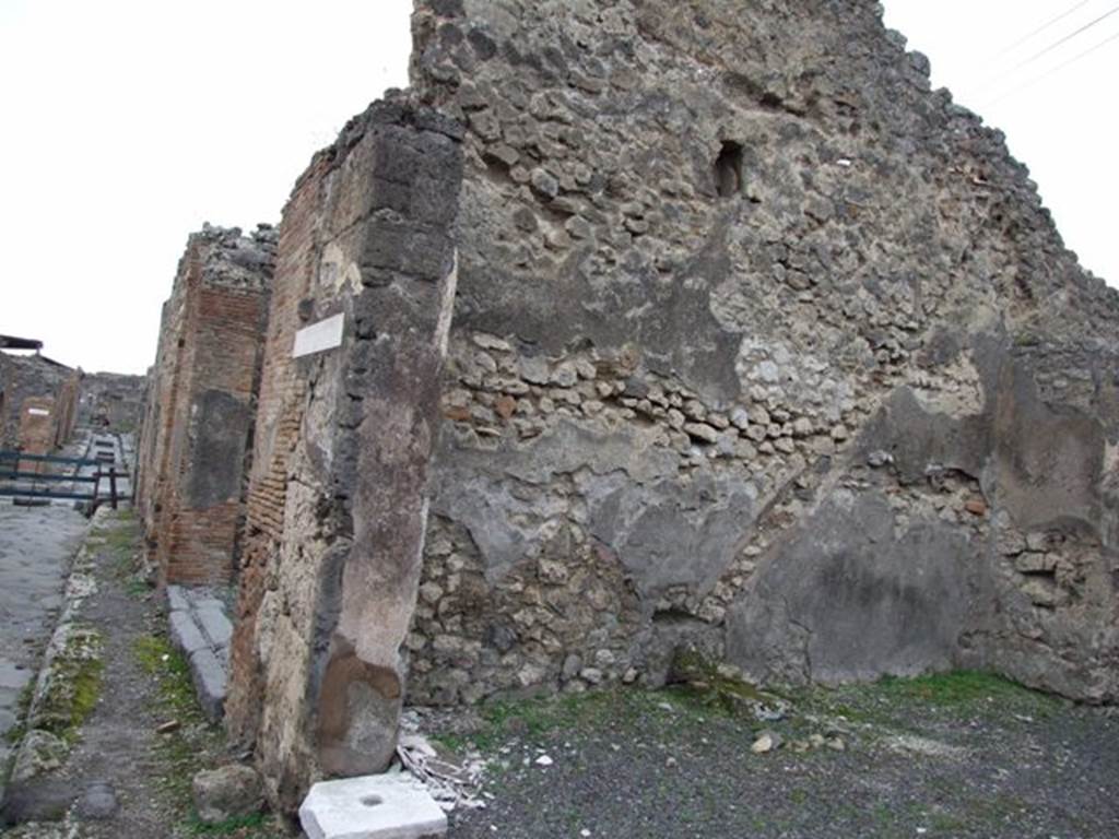 IX.3.14 Pompeii. December 2007. Looking towards west wall.