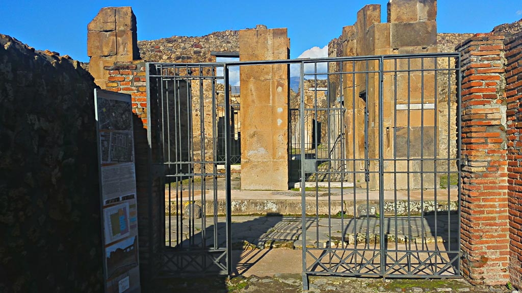 IX.4.18 Pompeii. December 2019.
Looking north from vestibule of Central Baths towards entrance doorway onto Via di Nola, opposite V.1.7.
Photo courtesy of Giuseppe Ciaramella.