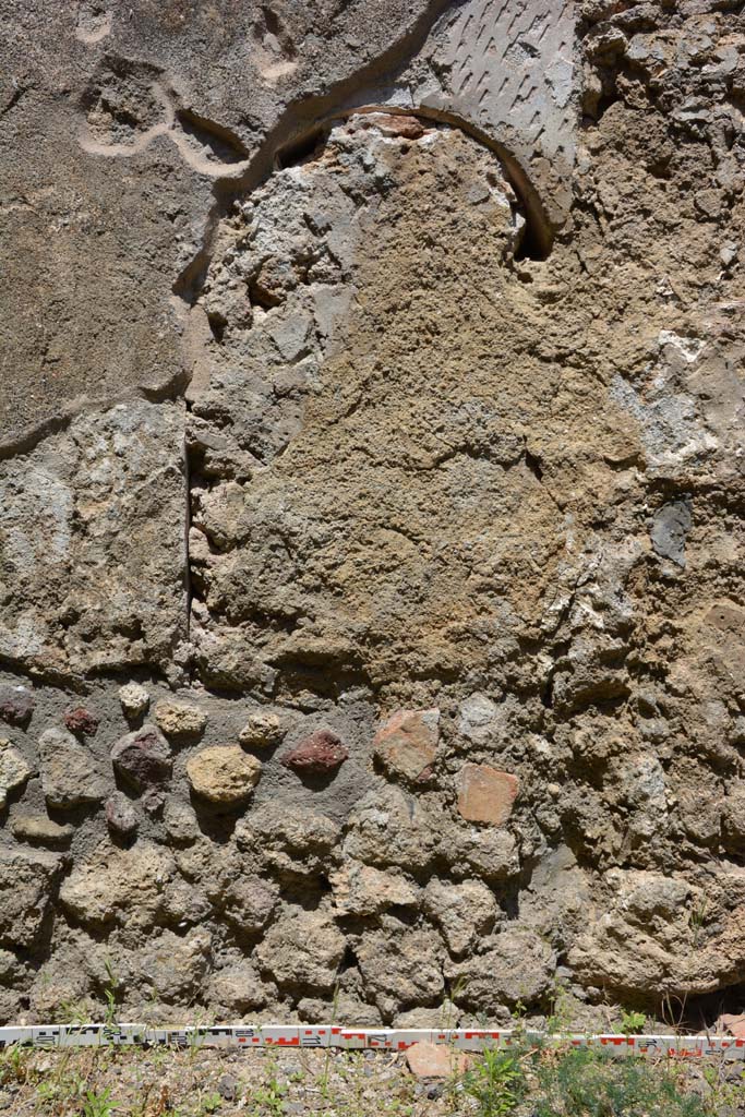 IX.5.2 Pompeii. May 2017. Room ‘q’, lower north wall.
Foto Christian Beck, ERC Grant 681269 DÉCOR.