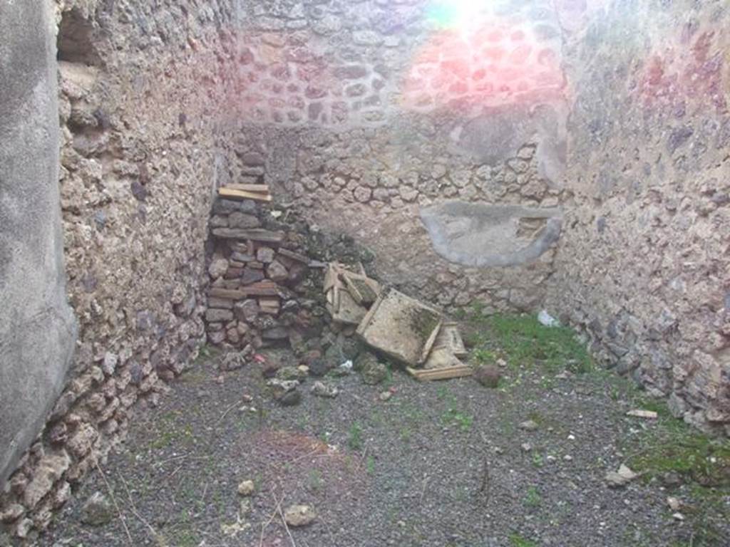 IX.5.2 Pompeii. December 2007. Room 16, looking south across kitchen.