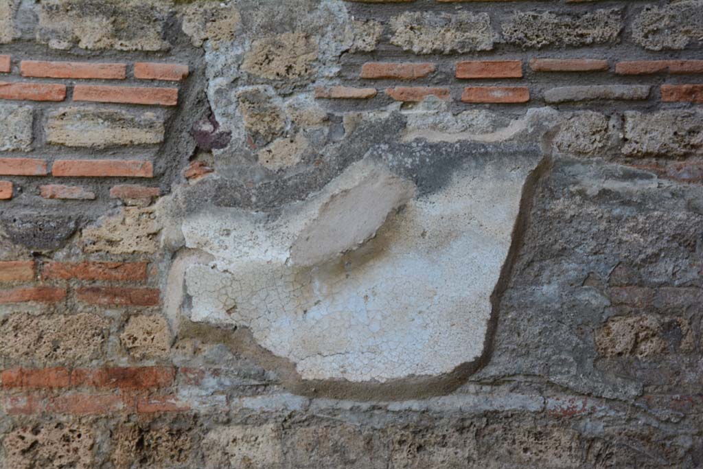IX.5.2 Pompeii. March 2017. Room ‘e’, detail of remaining plaster from east end of north wall.
Foto Christian Beck, ERC Grant 681269 DÉCOR.
