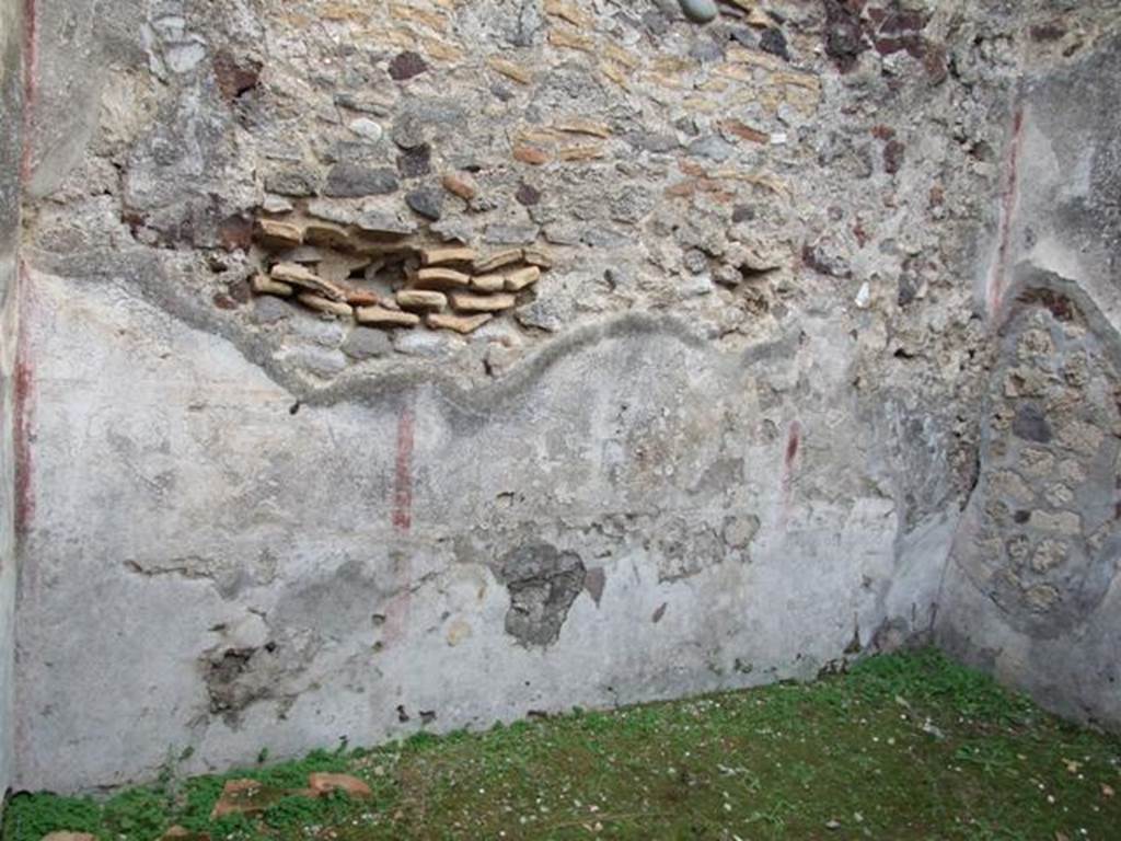 IX.5.2. December 2007. Room 8. Room on south east side of atrium.