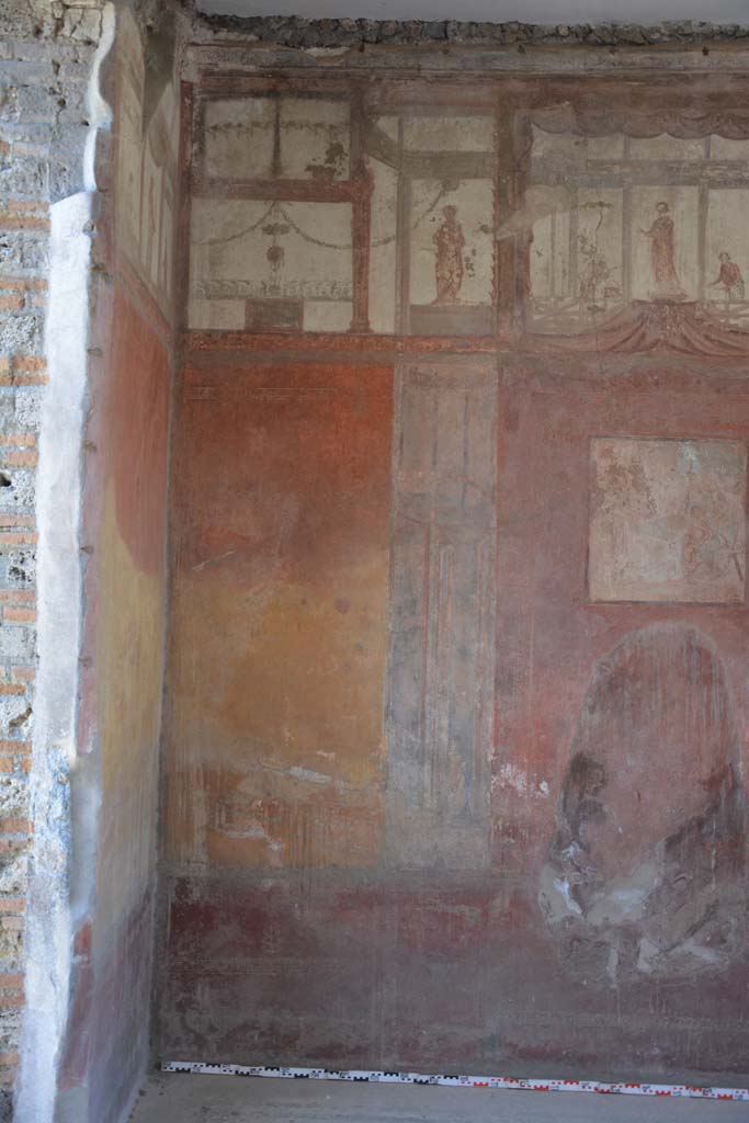 IX.5.6 Pompeii. May 2017. Room i, east wall at north end.
Foto Christian Beck, ERC Grant 681269 DÉCOR.