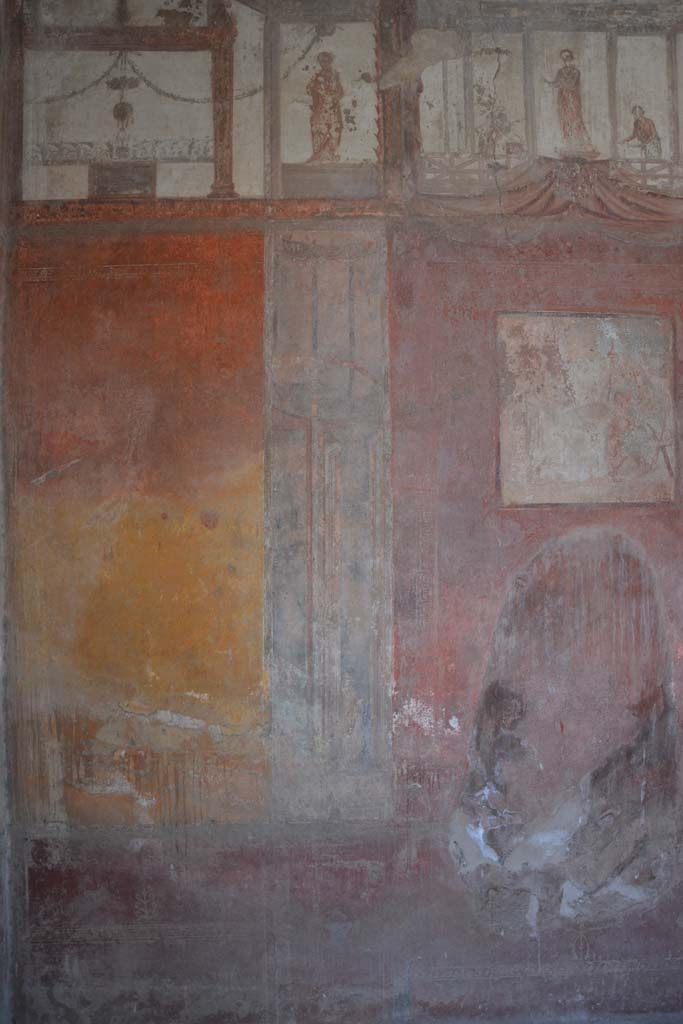 IX.5.6 Pompeii. May 2017. Room i, panel dividing yellow side panel from red central panel.
Foto Christian Beck, ERC Grant 681269 DÉCOR.