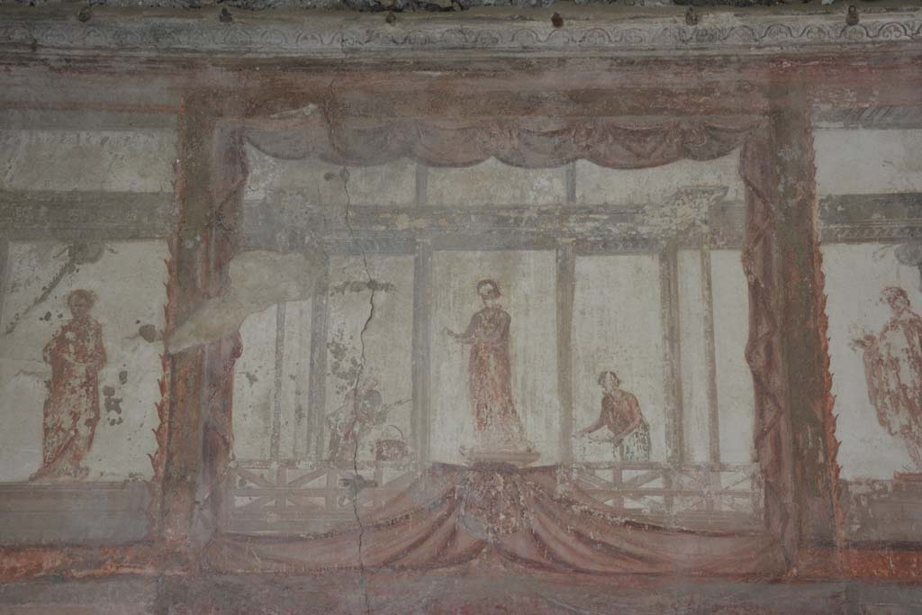 IX.5.6 Pompeii. May 2017. Room i, upper east wall, detail from above central panel.
Foto Christian Beck, ERC Grant 681269 DÉCOR.