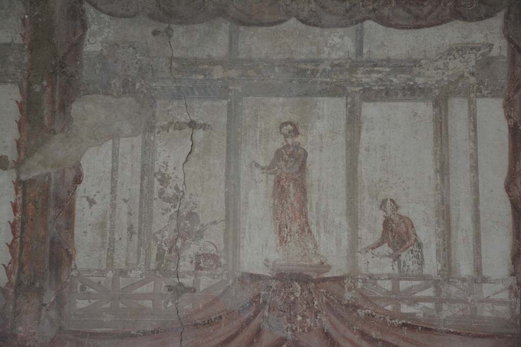 IX.5.6 Pompeii. May 2017. Room i, upper east wall, detail of figures above central panel.
Foto Christian Beck, ERC Grant 681269 DÉCOR.