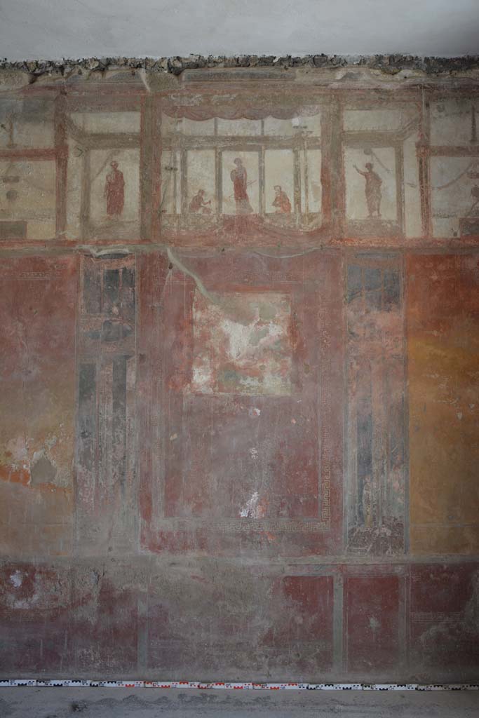 IX.5.6 Pompeii. May 2017. Room i, central panel on west wall.
Foto Christian Beck, ERC Grant 681269 DÉCOR.