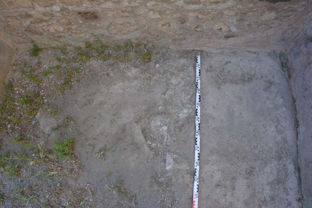 IX.5.6 Pompeii. May 2017. Room o, flooring in north-east corner, looking north.
Foto Christian Beck, ERC Grant 681269 DÉCOR.