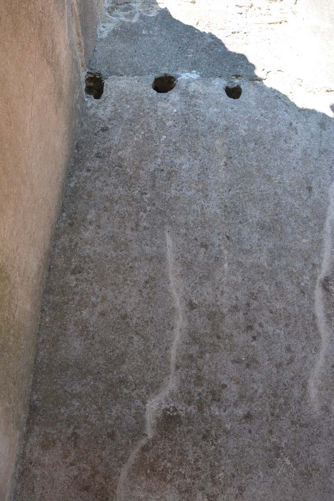 IX.5.6 Pompeii. May 2017. Room p, upper east wall in north-east corner.
Foto Christian Beck, ERC Grant 681269 DÉCOR.