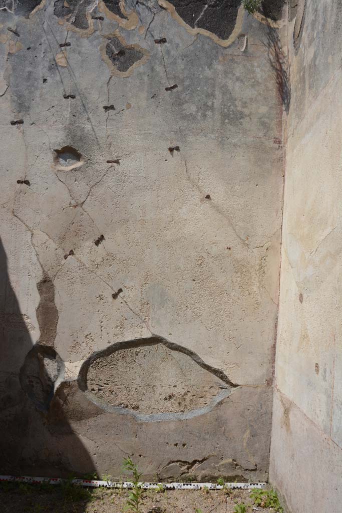 IX.5.6 Pompeii. May 2017. Room r, looking towards west wall in north-west corner.
Foto Christian Beck, ERC Grant 681269 DÉCOR.