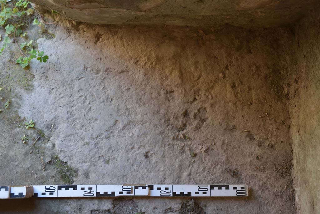 IX.5.6 Pompeii. May 2017. Room h, flooring in south-east corner.
Foto Christian Beck, ERC Grant 681269 DÉCOR.