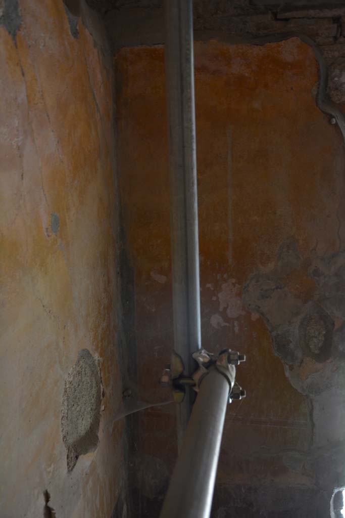 IX.5.6 Pompeii. May 2017. Room h, north-east corner.
Foto Christian Beck, ERC Grant 681269 DÉCOR.