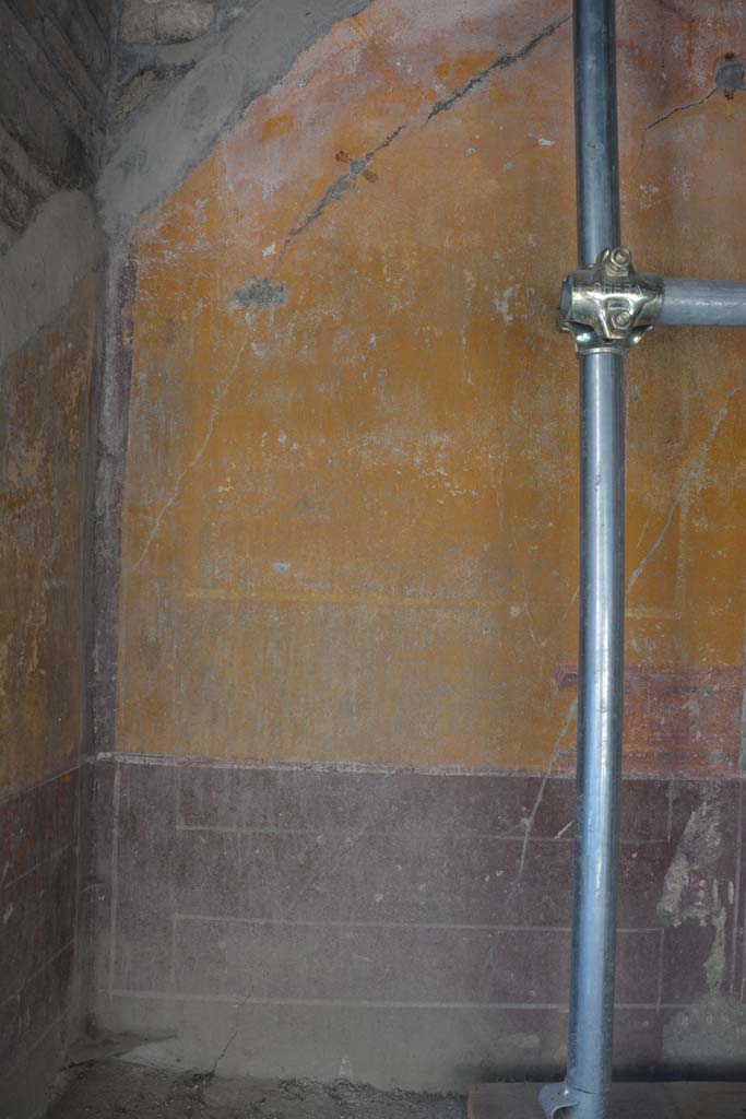 IX.5.6 Pompeii. May 2017. Room g, north wall at west end.
Foto Christian Beck, ERC Grant 681269 DÉCOR.