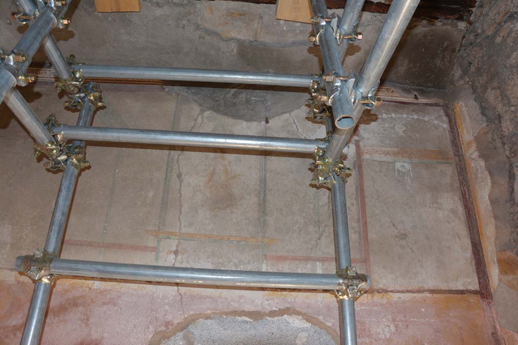 IX.5.6 Pompeii. May 2017. Room g, looking towards upper south wall.
Foto Christian Beck, ERC Grant 681269 DÉCOR.