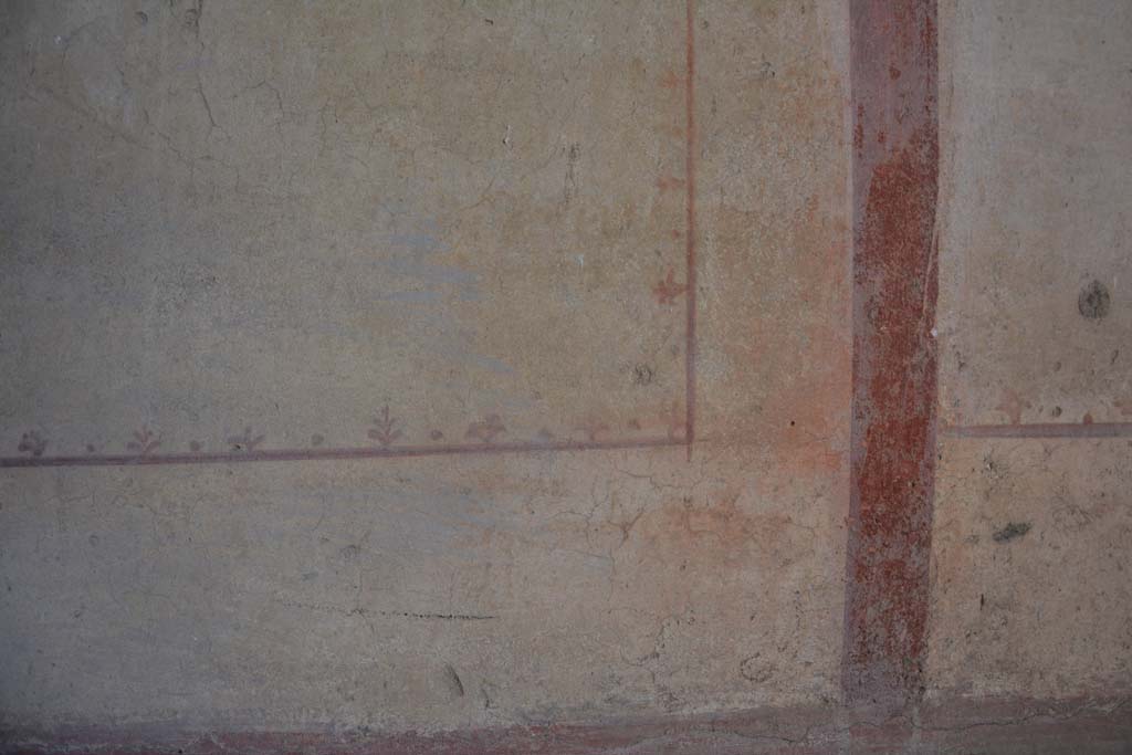 IX.5.6 Pompeii. May 2017. Room k’, detail from border edging of lower panel on east wall.
Foto Christian Beck, ERC Grant 681269 DÉCOR.