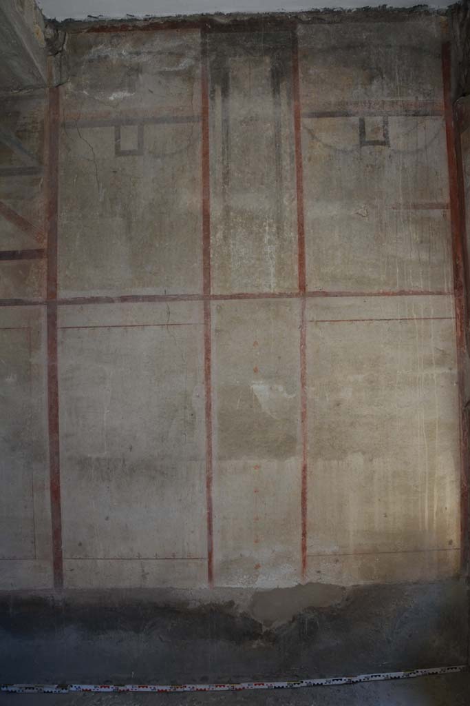 IX.5.6 Pompeii. May 2017. Room k’, east wall at south end (this also could be the east wall of room l (L).)
Foto Christian Beck, ERC Grant 681269 DÉCOR.