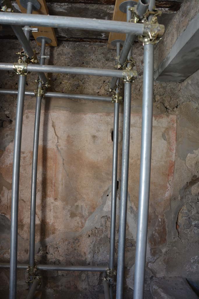 IX.5.6 Pompeii. May 2017. Room m, looking towards west wall at north end.
Foto Christian Beck, ERC Grant 681269 DÉCOR.