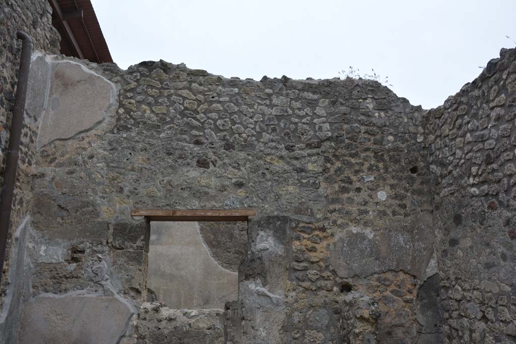 IX.5.10 Pompeii. May 2017. Upper south wall.
Foto Christian Beck, ERC Grant 681269 DÉCOR.