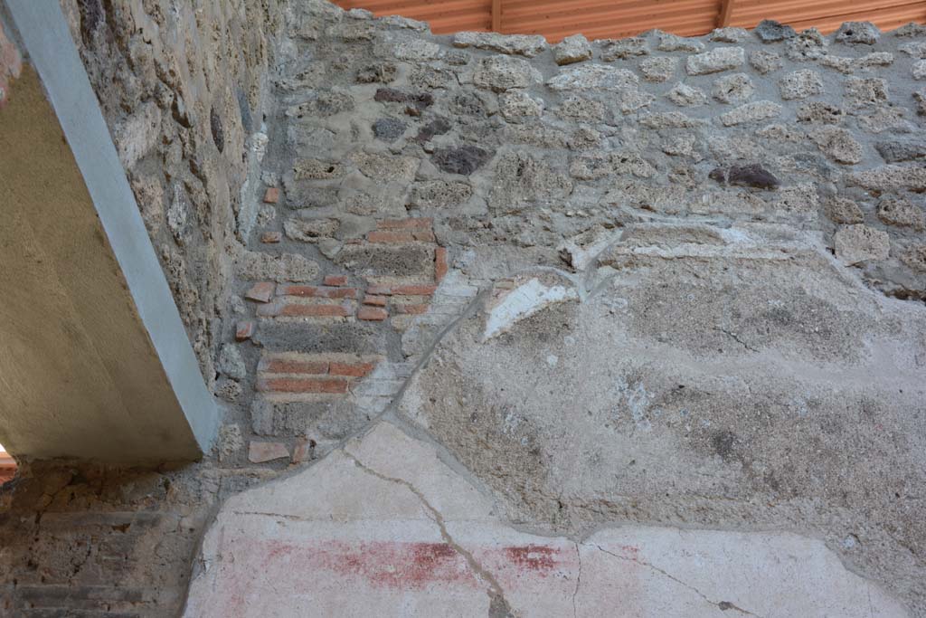 IX.5.11 Pompeii. May 2017. Room k, upper east wall in north-east corner.
Foto Christian Beck, ERC Grant 681269 DCOR.
