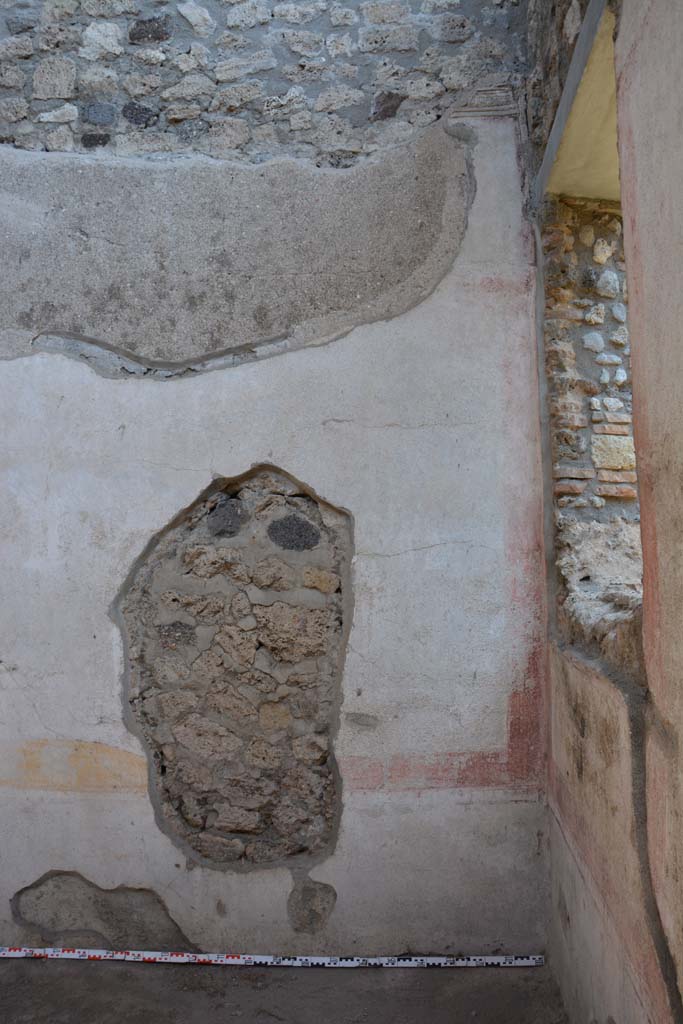 IX.5.11 Pompeii. May 2017. Room k, south end of east wall.
Foto Christian Beck, ERC Grant 681269 DCOR.
