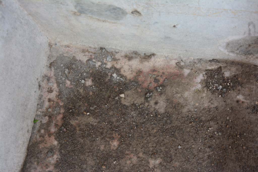 IX.5.11 Pompeii. March 2017. Room k, floor in south-east corner.
Foto Christian Beck, ERC Grant 681269 DCOR.
