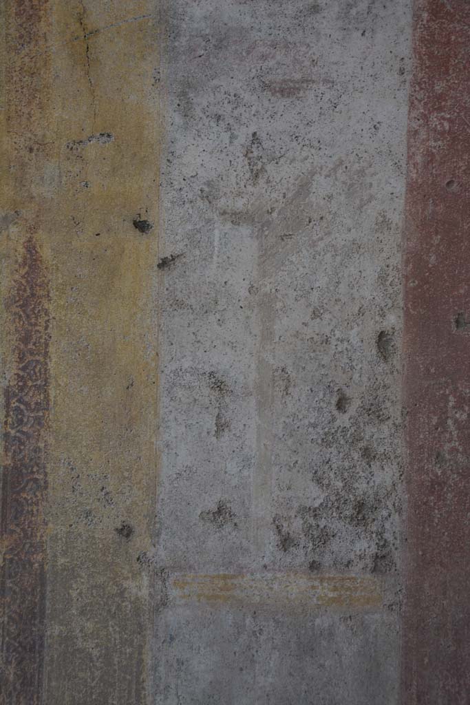 IX.5.11 Pompeii. May 2017. 
Room f, remaining architectural view from compartment on west side of central painting on south wall.
Foto Christian Beck, ERC Grant 681269 DCOR.

