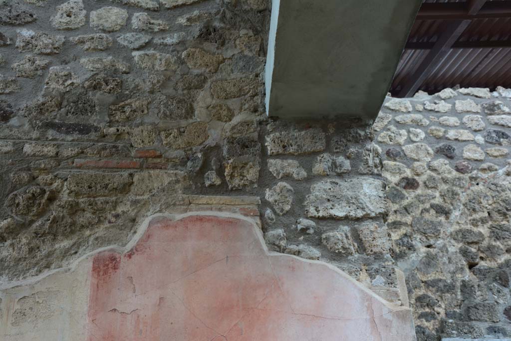 IX.5.11 Pompeii. March 2017. Room l (L), upper west wall at north end.
Foto Christian Beck, ERC Grant 681269 DÉCOR.
