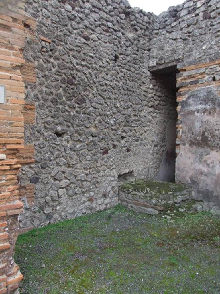 IX.5.12 Pompeii. December 2007. Looking towards east wall from entrance doorway.