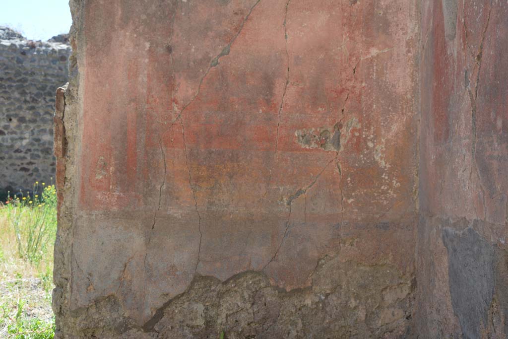 IX.5.14 Pompeii. May 2017. Room f, detail of panel on south wall on west side of doorway.
Foto Christian Beck, ERC Grant 681269 DCOR.
