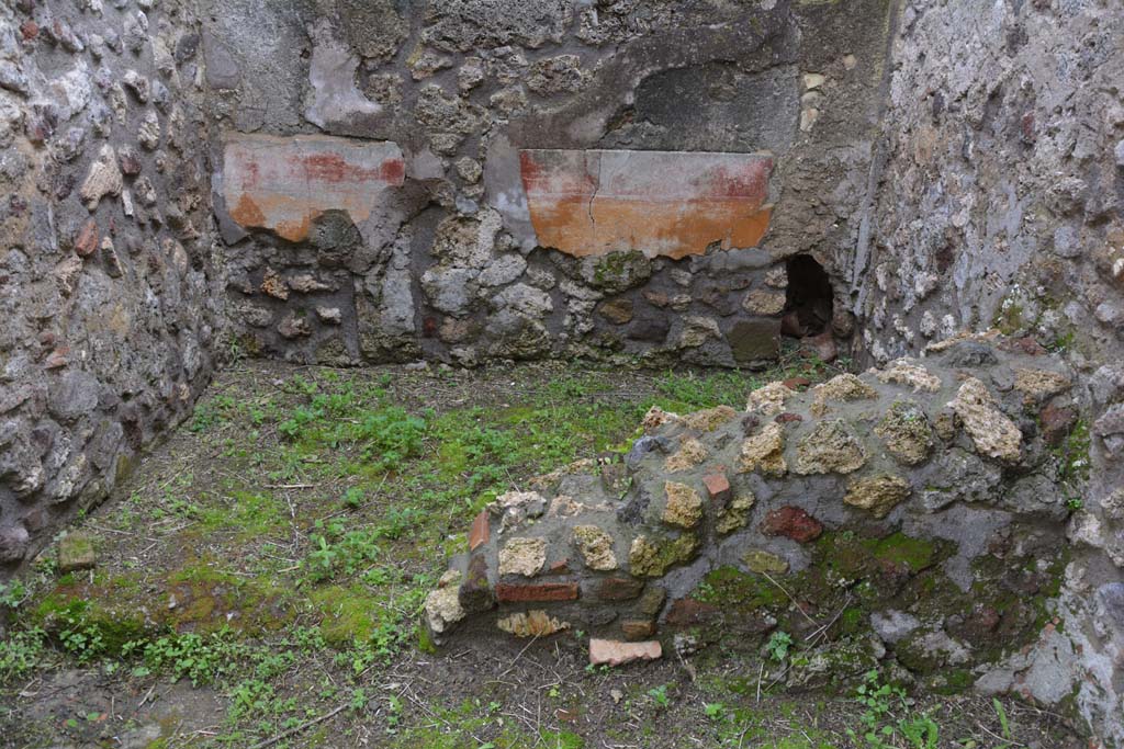 IX.5.18 Pompeii. March 2018. Room “h”, looking east from west end.  
Foto Annette Haug, ERC Grant 681269 DÉCOR.
