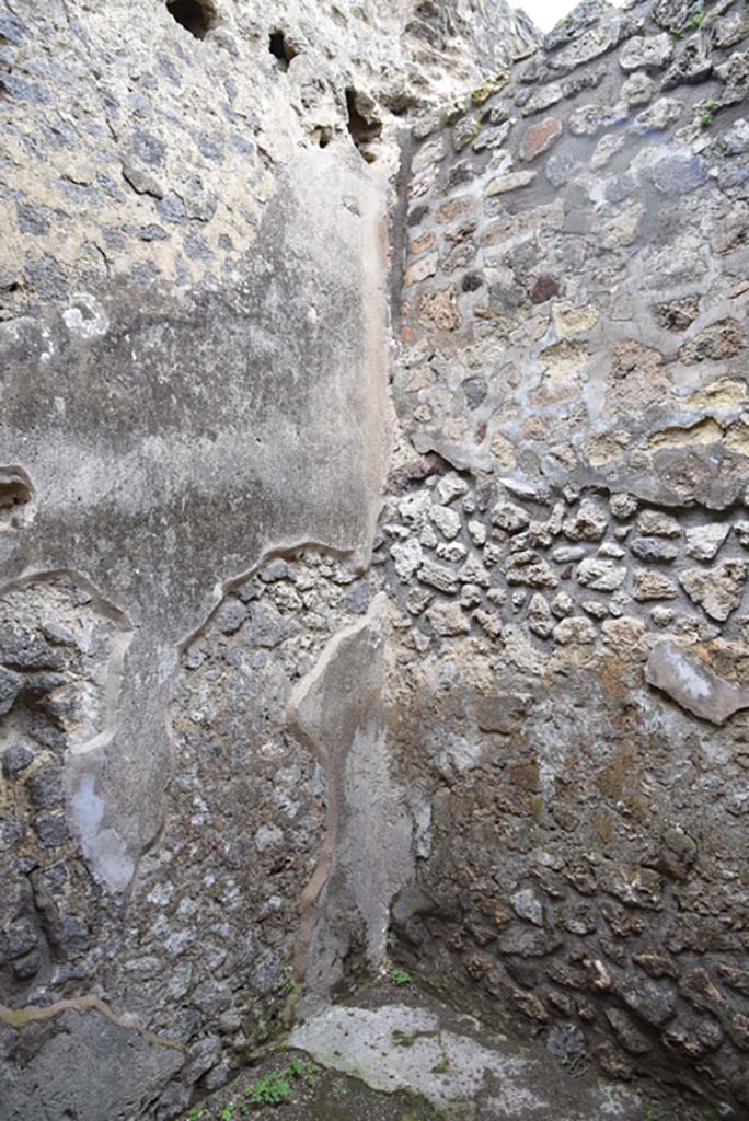 IX.5.18 Pompeii. March 2018.  Room “t”, north-west corner.
Foto Annette Haug, ERC Grant 681269 DÉCOR.
