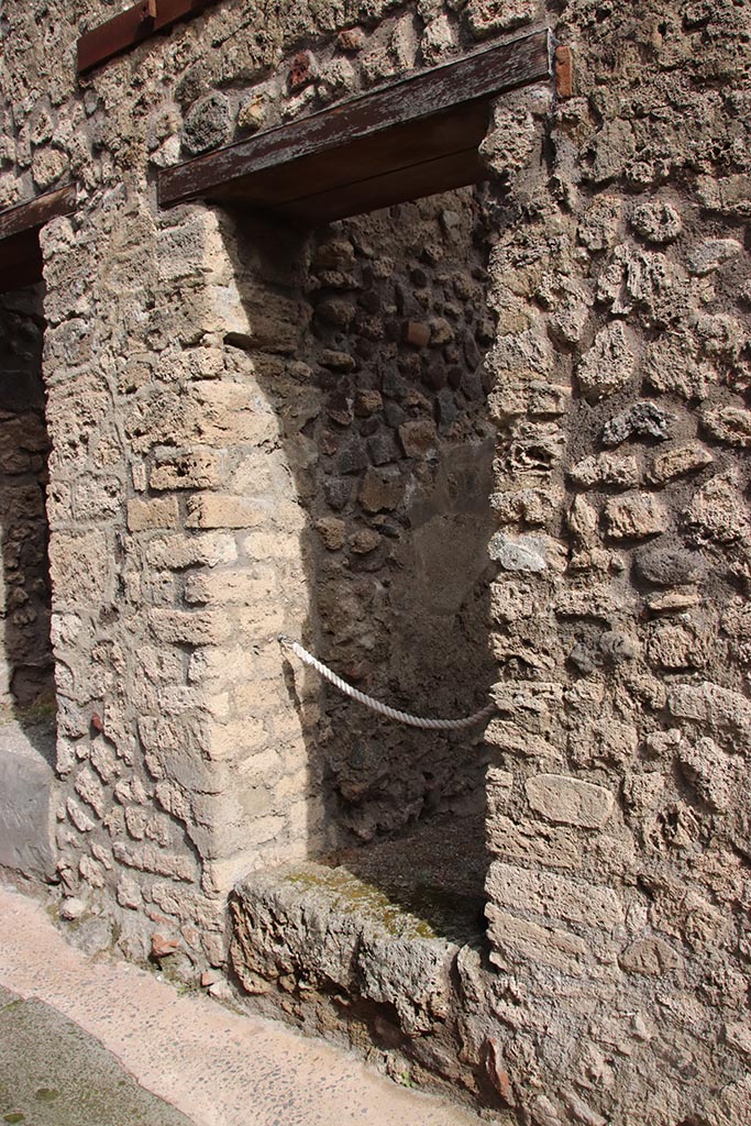 IX.6.1 Pompeii. October 2024. Entrance doorway. Photo courtesy of Klaus Heese